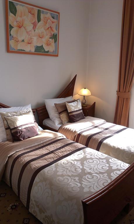 טארנאו Hotel Bristol חדר תמונה