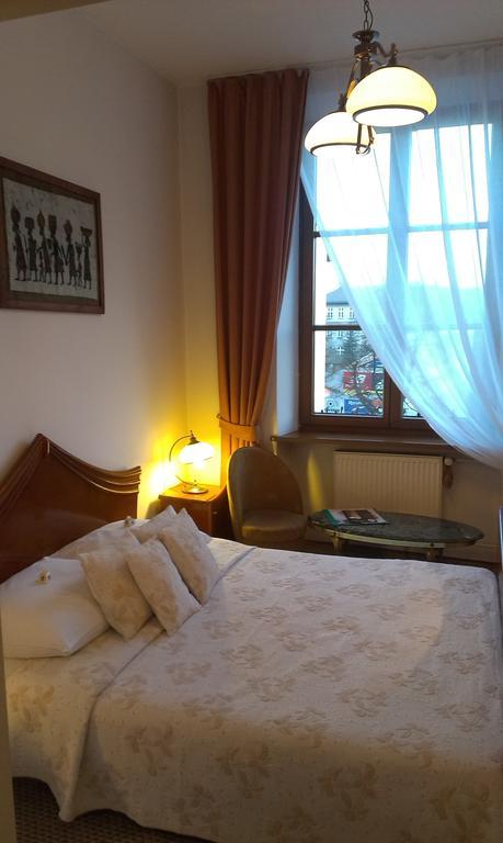 טארנאו Hotel Bristol חדר תמונה