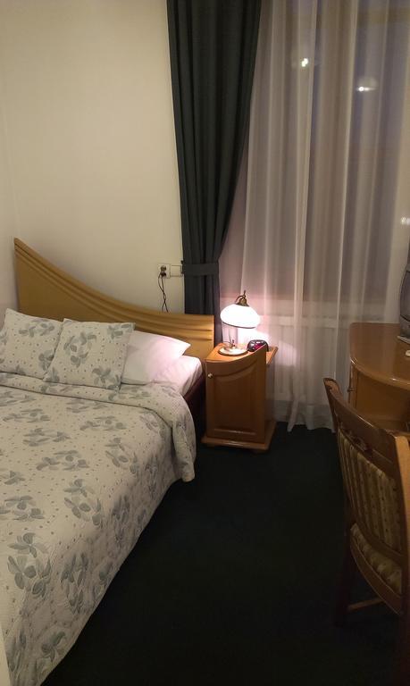 טארנאו Hotel Bristol חדר תמונה