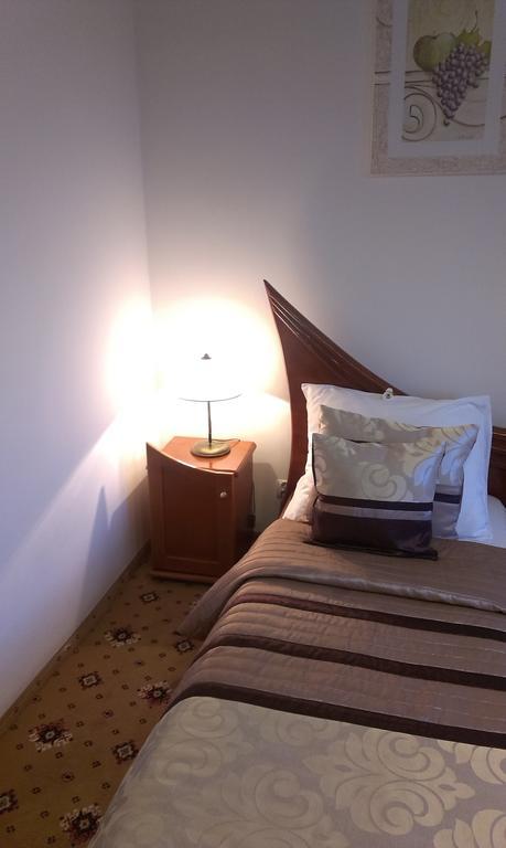 טארנאו Hotel Bristol חדר תמונה
