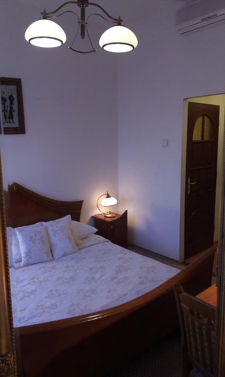 טארנאו Hotel Bristol חדר תמונה